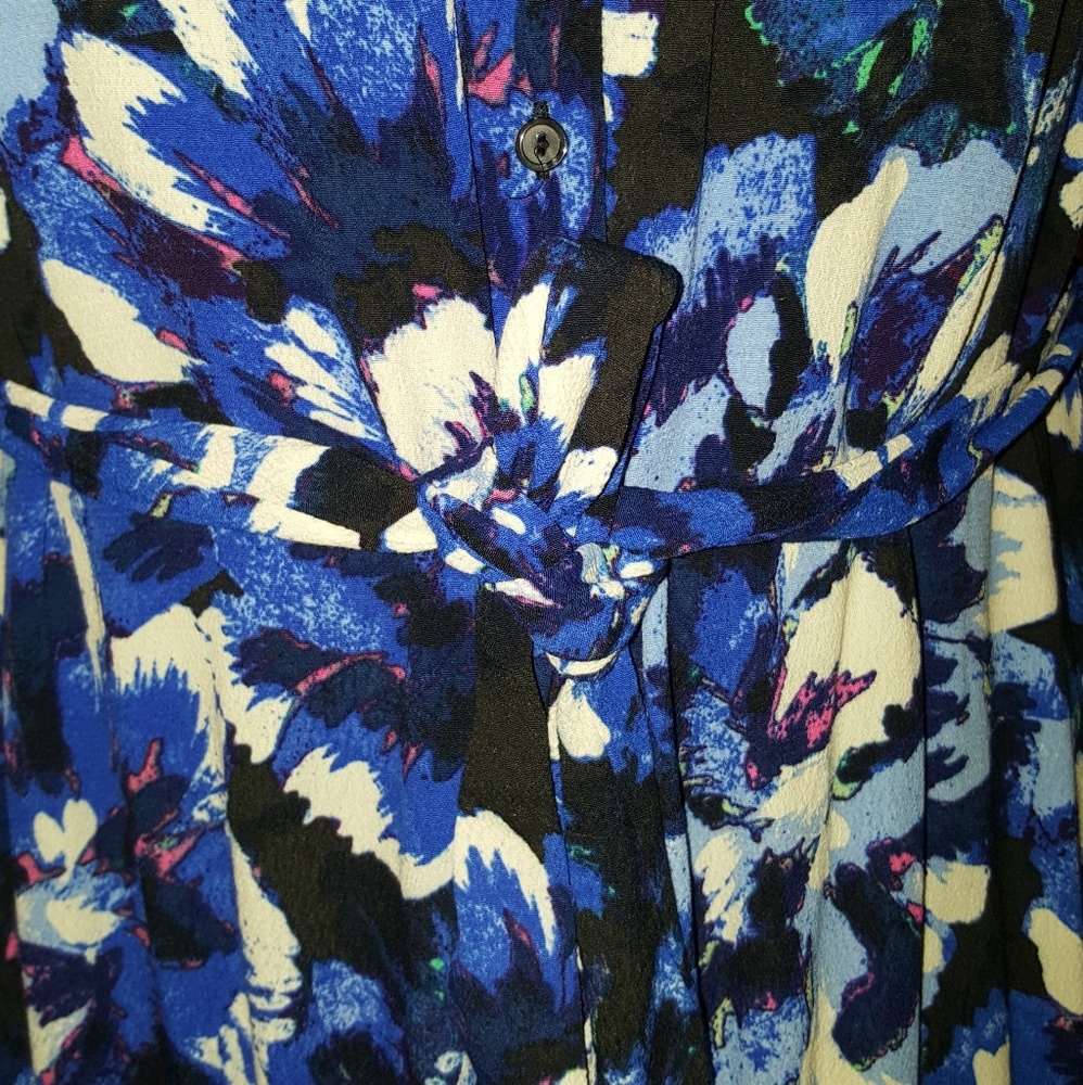 Dress - Picture 6 of 6